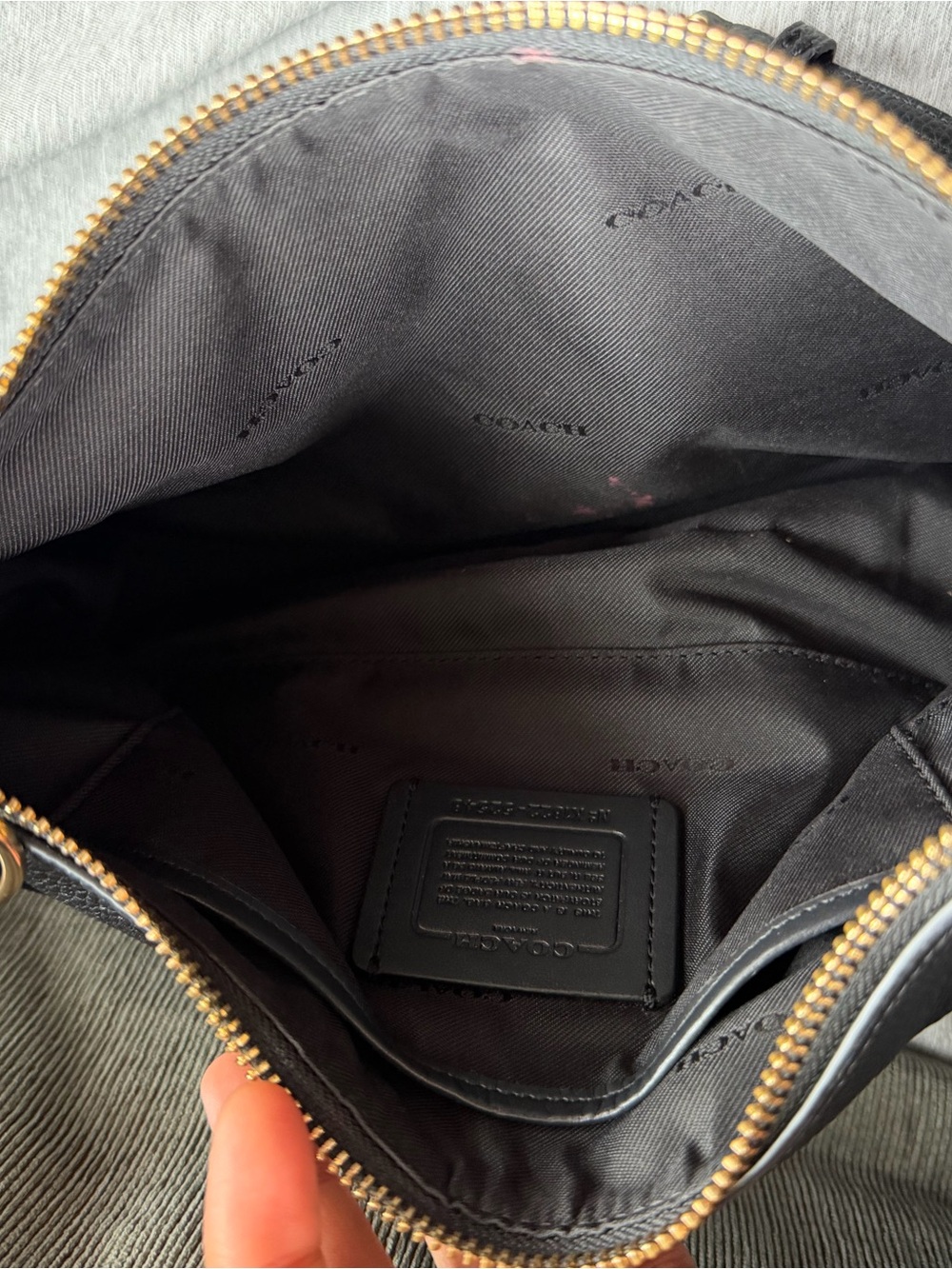Coach Black Pebbled Leather Shoulder Bag with Tassel Detail - Picture 4 of 6